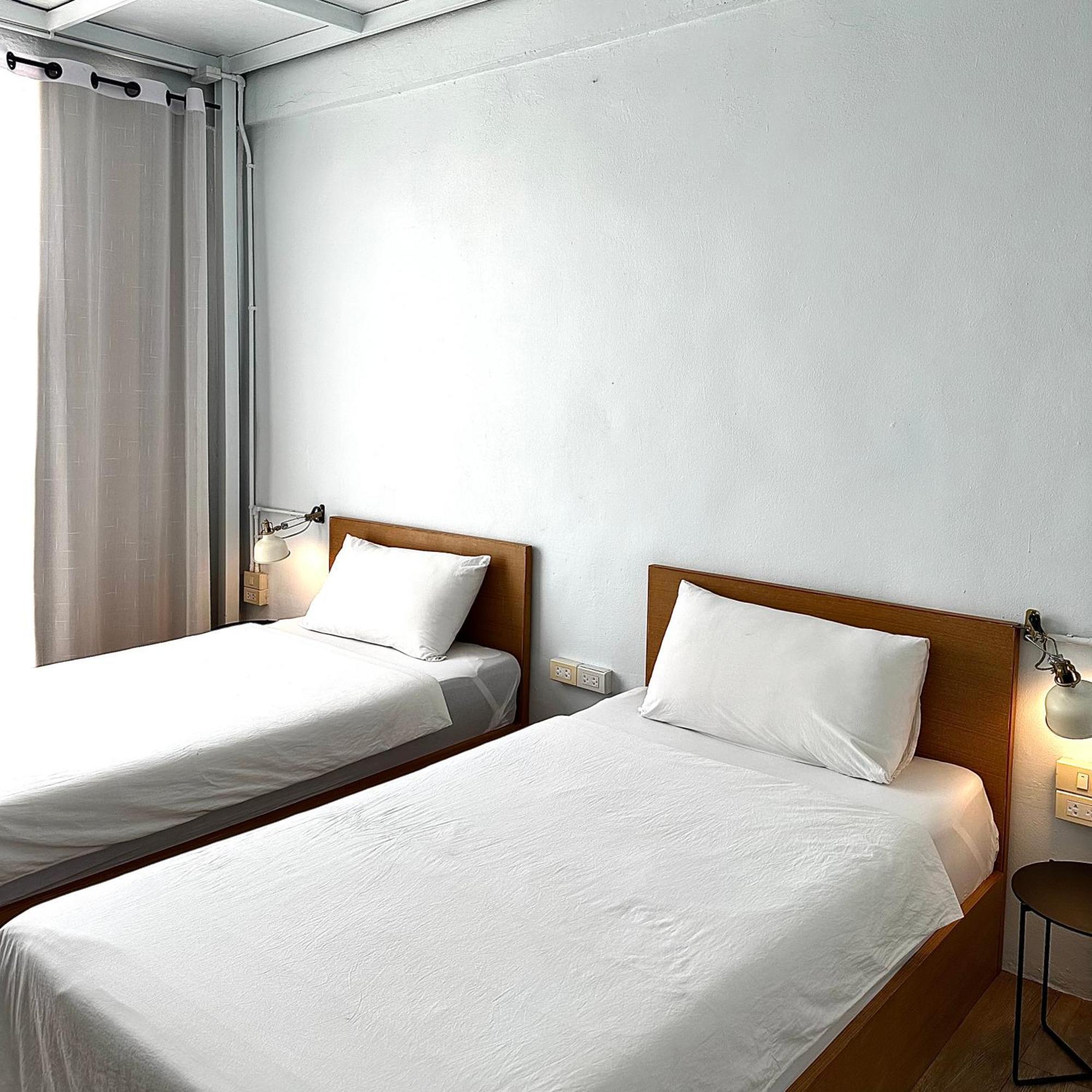 Beige Poshtels + Netflix Hostel Bangkok Luaran gambar