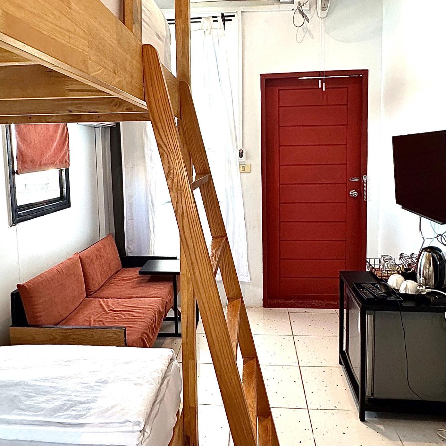 Beige Poshtels + Netflix Hostel Bangkok Luaran gambar