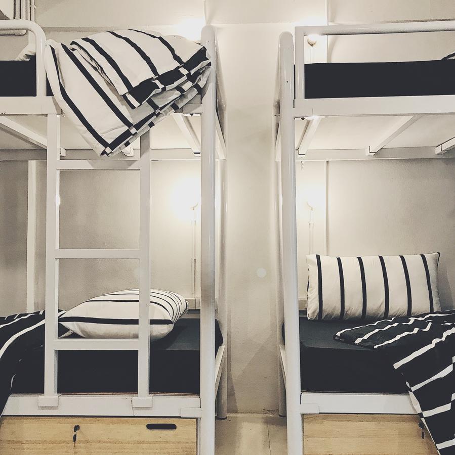 Beige Poshtels + Netflix Hostel Bangkok Luaran gambar
