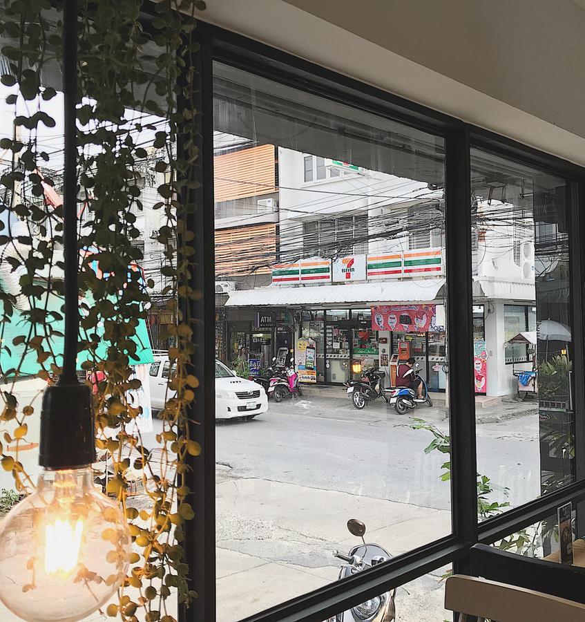 Beige Poshtels + Netflix Hostel Bangkok Luaran gambar